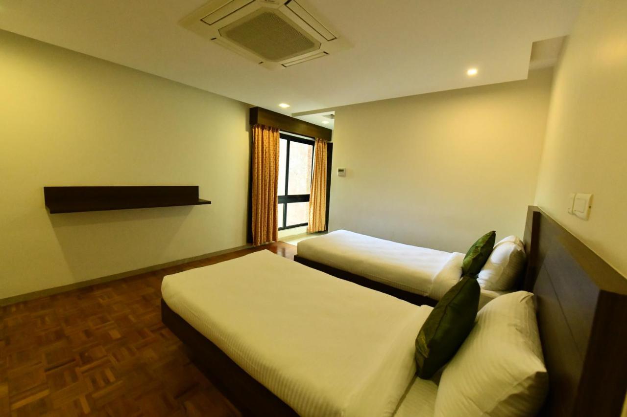 Subrahmanya Rns One酒店 外观 照片