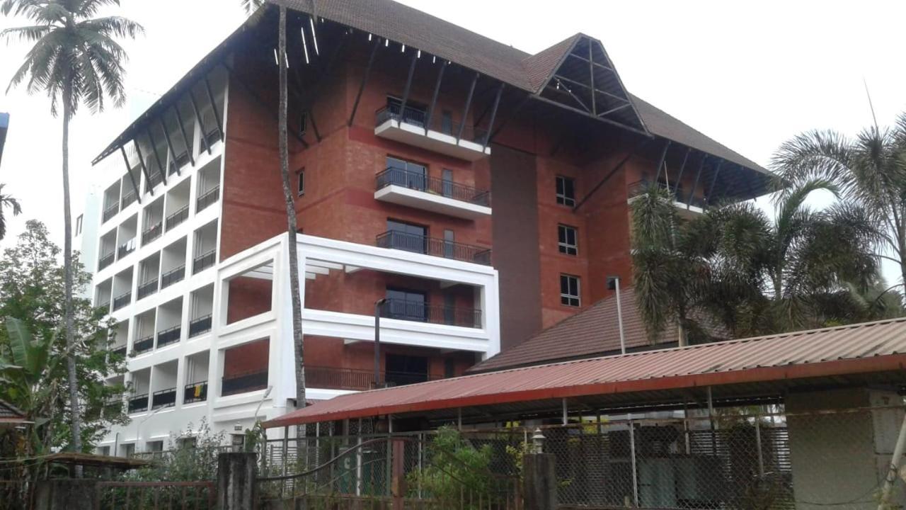 Subrahmanya Rns One酒店 外观 照片
